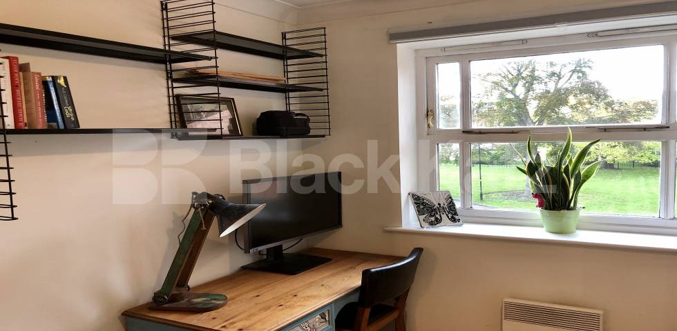 			NEW INSTRUCTION, 2 Bedroom, 1 bath, 1 reception Flat			 MacMillan Way, Tooting